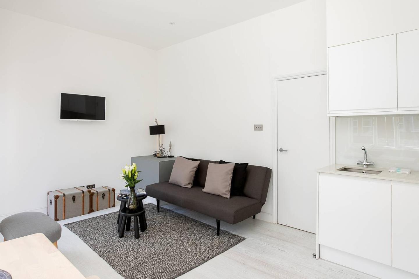 Guestready - West Kensington Home W/Balcony London Eksteriør bilde