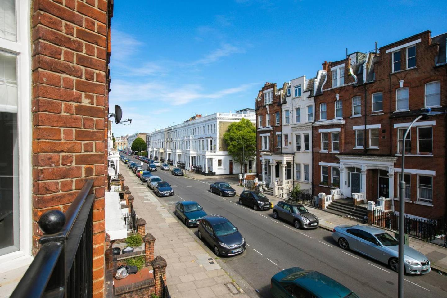 Guestready - West Kensington Home W/Balcony London Eksteriør bilde